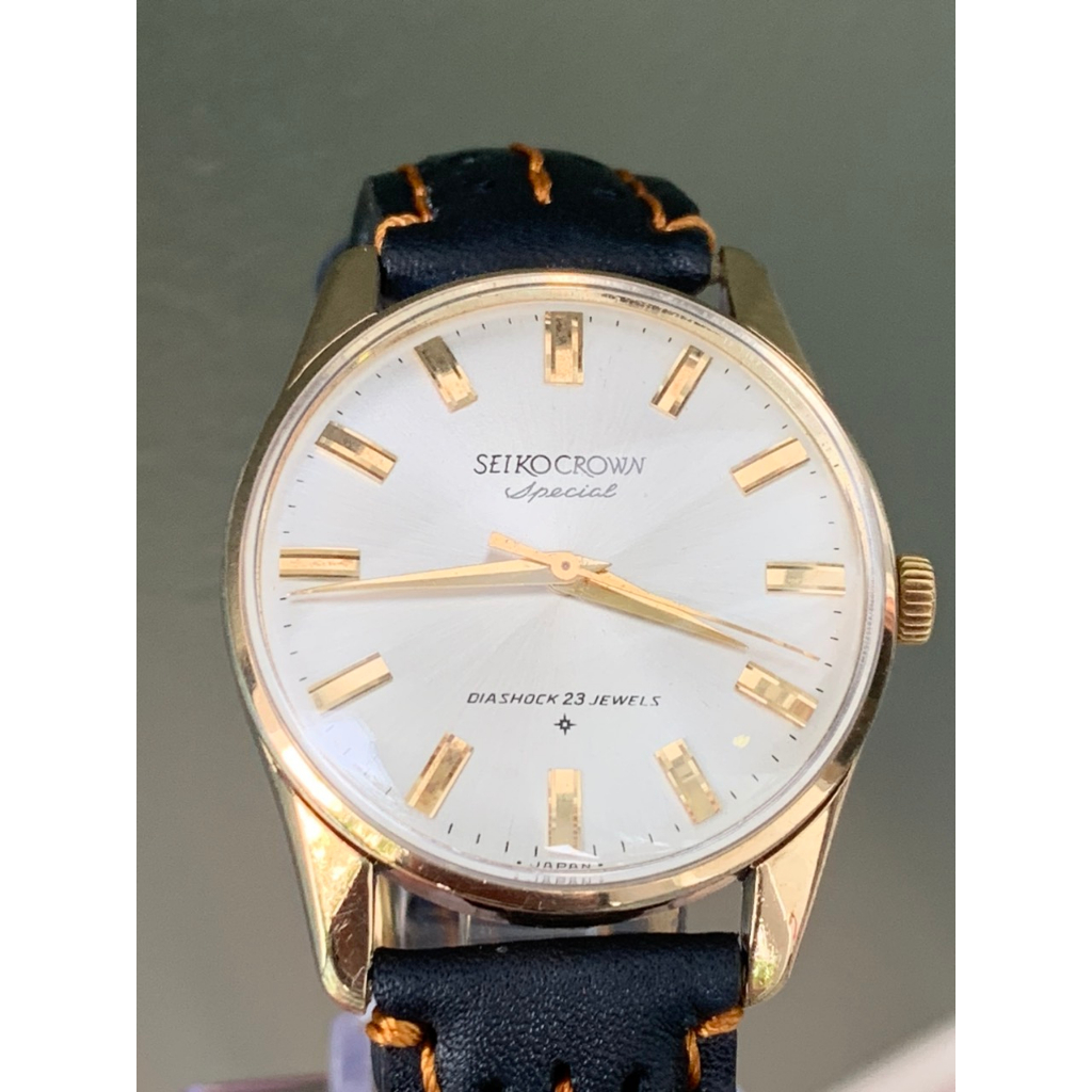 Đồng hồ nam Seiko Crown Special cơ cót 23 jewels của Nhật
