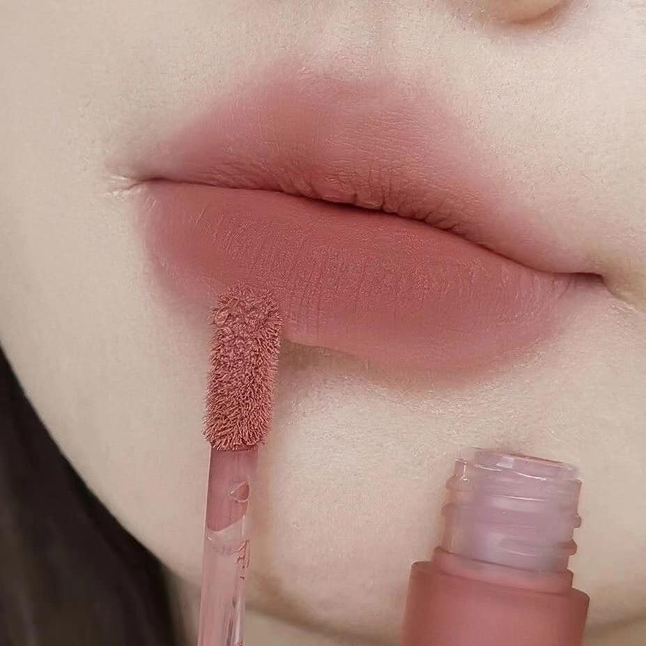 Son Lì Ouoii Lâu Trôi Không Thấm Nước Mềm Mịn Môi Không Gây Khô Môi