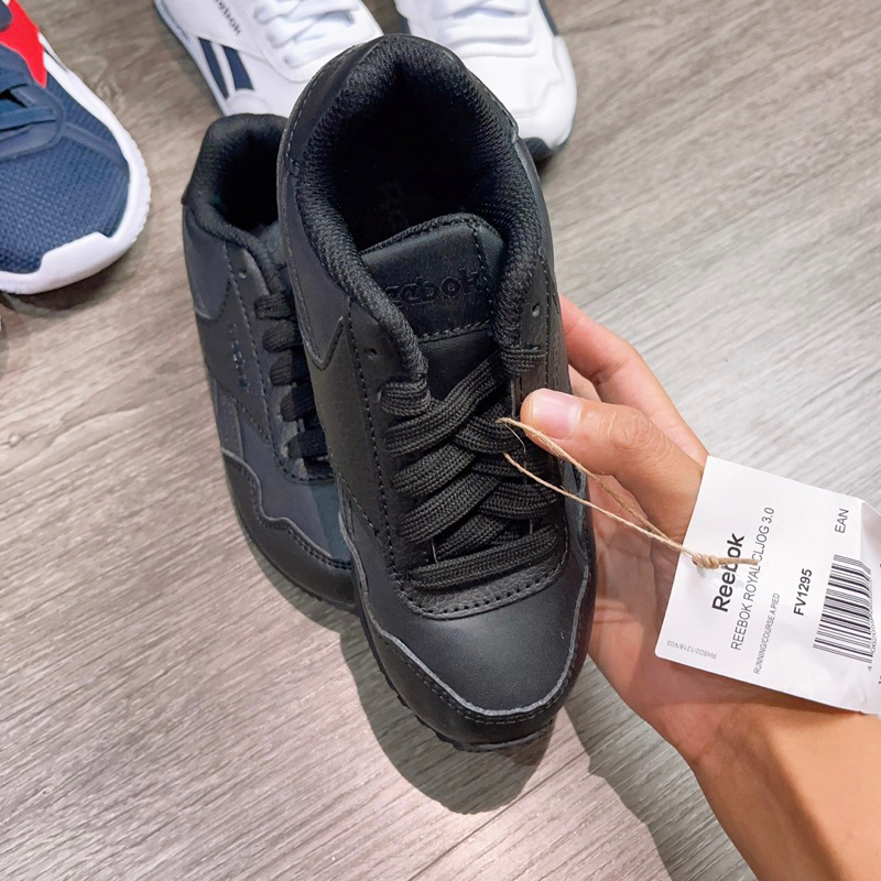 Giày thể thao siêu nhẹ Ree.book