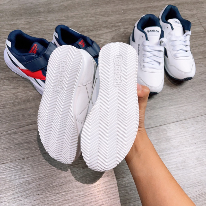 Giày thể thao siêu nhẹ Ree.book