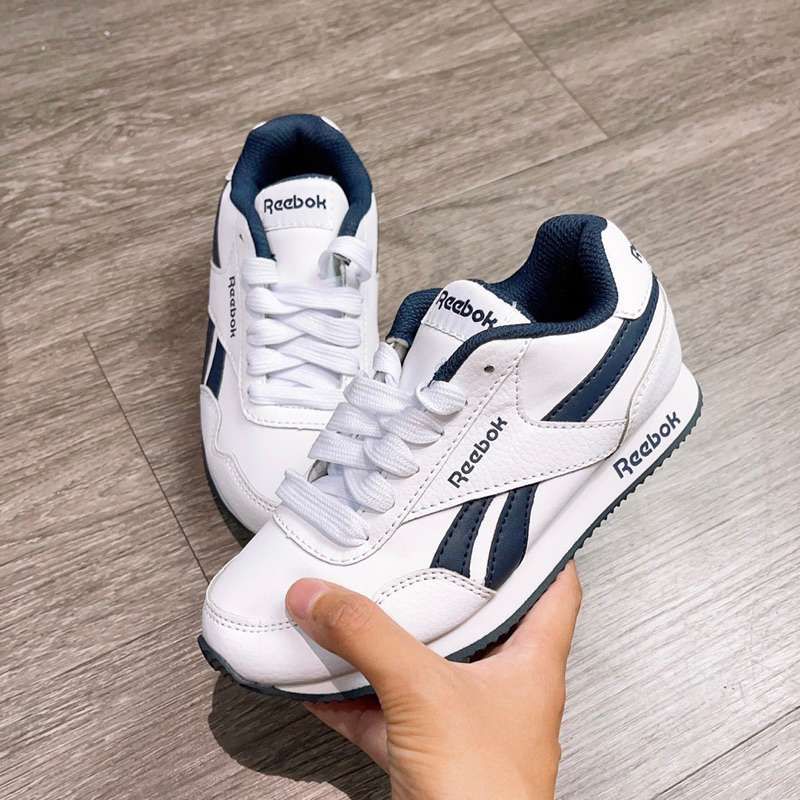 Giày thể thao siêu nhẹ Ree.book