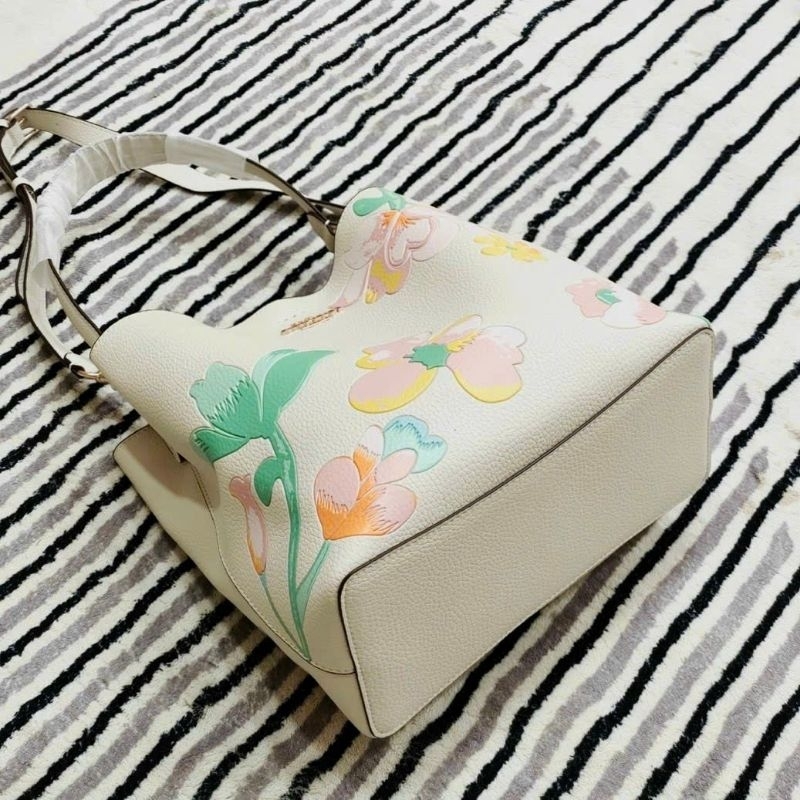 TÚI  C.OACH - TOWN BUCKET BAG HỌA TIẾT HOA XINH XẮN