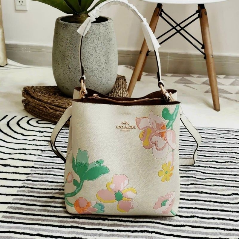 TÚI  C.OACH - TOWN BUCKET BAG HỌA TIẾT HOA XINH XẮN