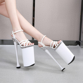 Giày cao gót 26cm trong suốt form rộng guốc hoa hậu catwalk giày dự tiệc giày cao gót hoa hậu prr