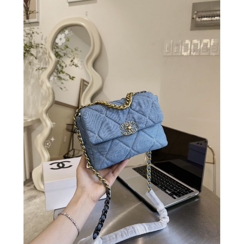 Túi đeo chéo quai xích c19 xanh jean siêu hot 21cm