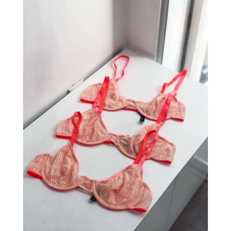 Bralette Urban outfitters/zara