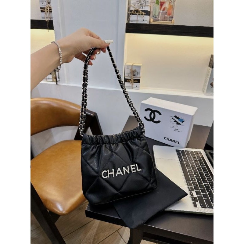 Túi đeo vai kẹp nách hobo mini logo đính đá bạc xanh jean 20cm