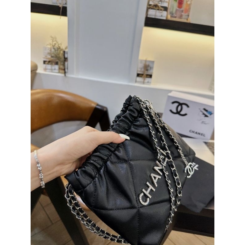 Túi đeo vai kẹp nách hobo mini logo đính đá bạc xanh jean 20cm