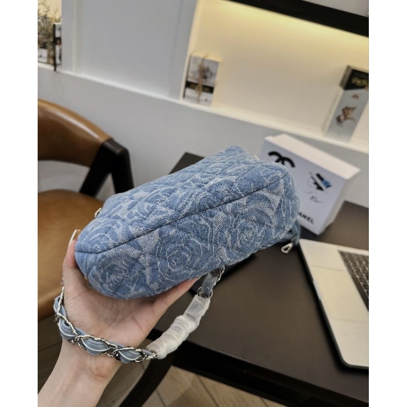 Túi kẹp nách dáng bầu hobo quai xích logo xanh jean siêu đẹp 20cm