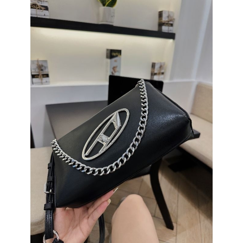 Túi kẹp nách #diesel. chữ D bạc xanh jean siêu đẹp 28cm