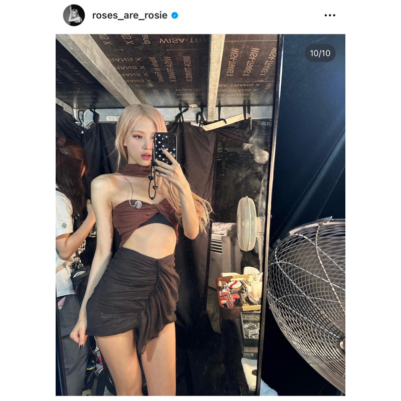 Set 2 mảnh Rosé Blackpink