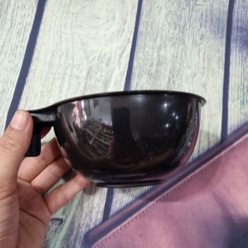 Combo chén, lược, nhuộm, bao tay dùng cho salon😘😘