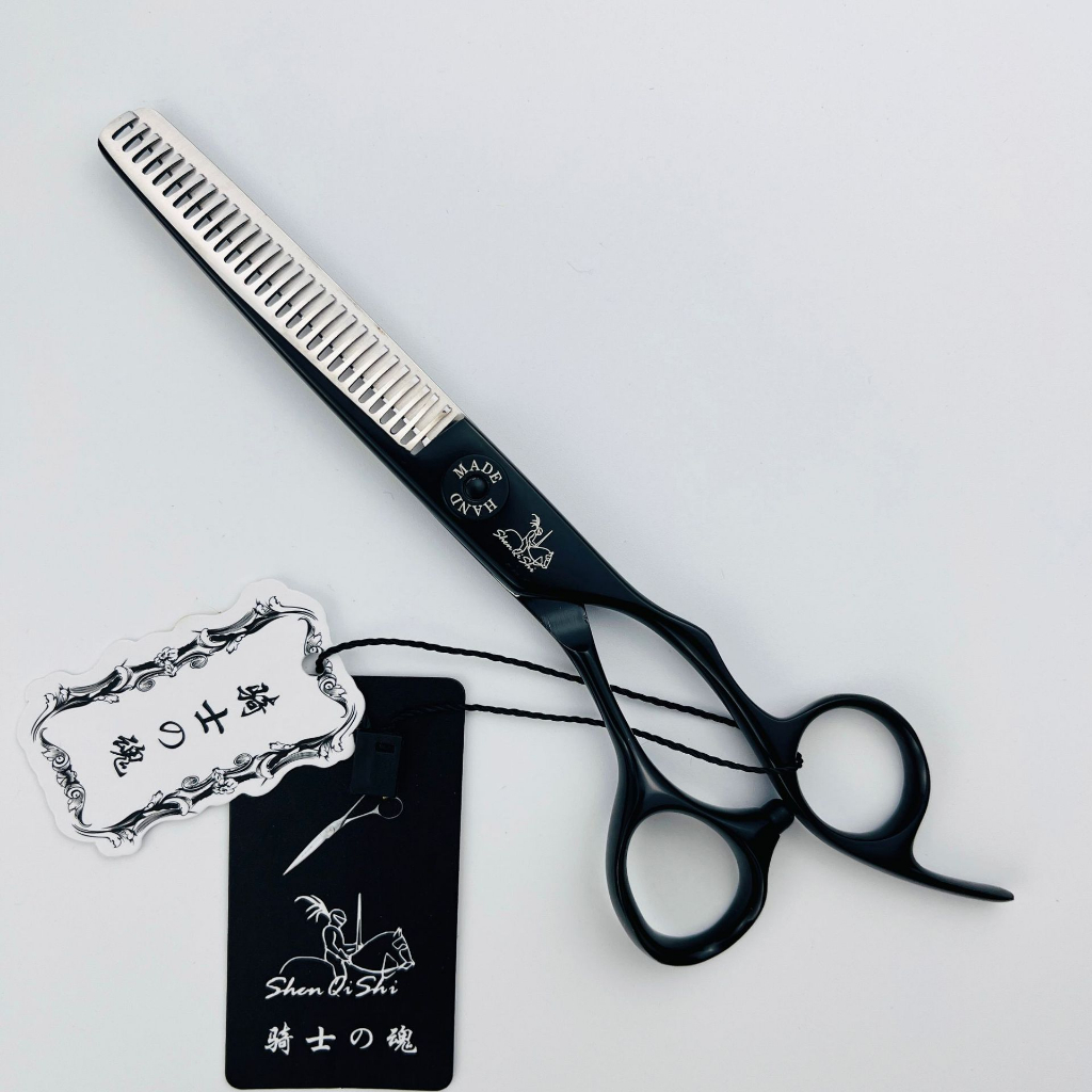 Bộ kéo cắt tóc hiệp sĩ đen chất lượng cho salon, barbershop