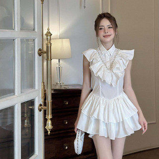 Đầm  𝐃𝐎𝐍𝐀 𝐃𝐑𝐄𝐒𝐒 bèo xếp tầng đính đá - TKCC Ashley
