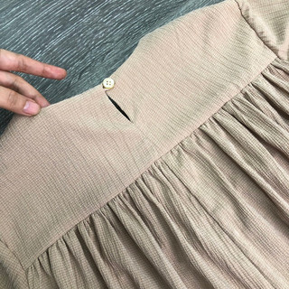 Áo Hobbs xếp nhún