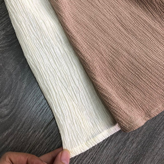 Áo Hobbs xếp nhún