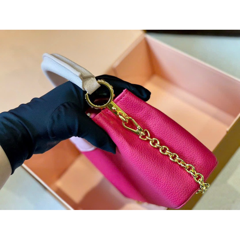 Túi Lv Capucines Mini Hot