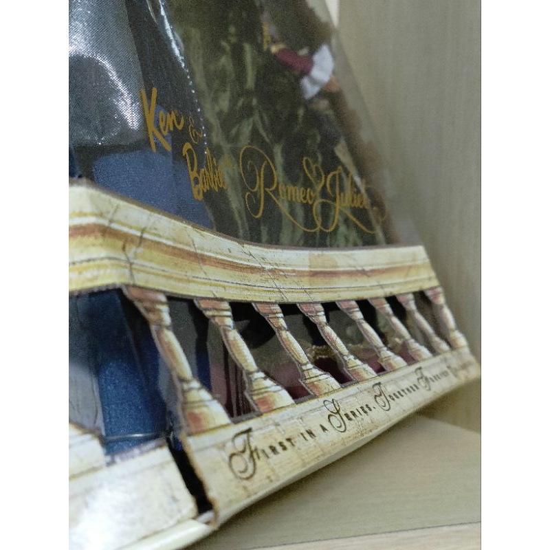 Búp bê barbie ken as Romeo and Juliet