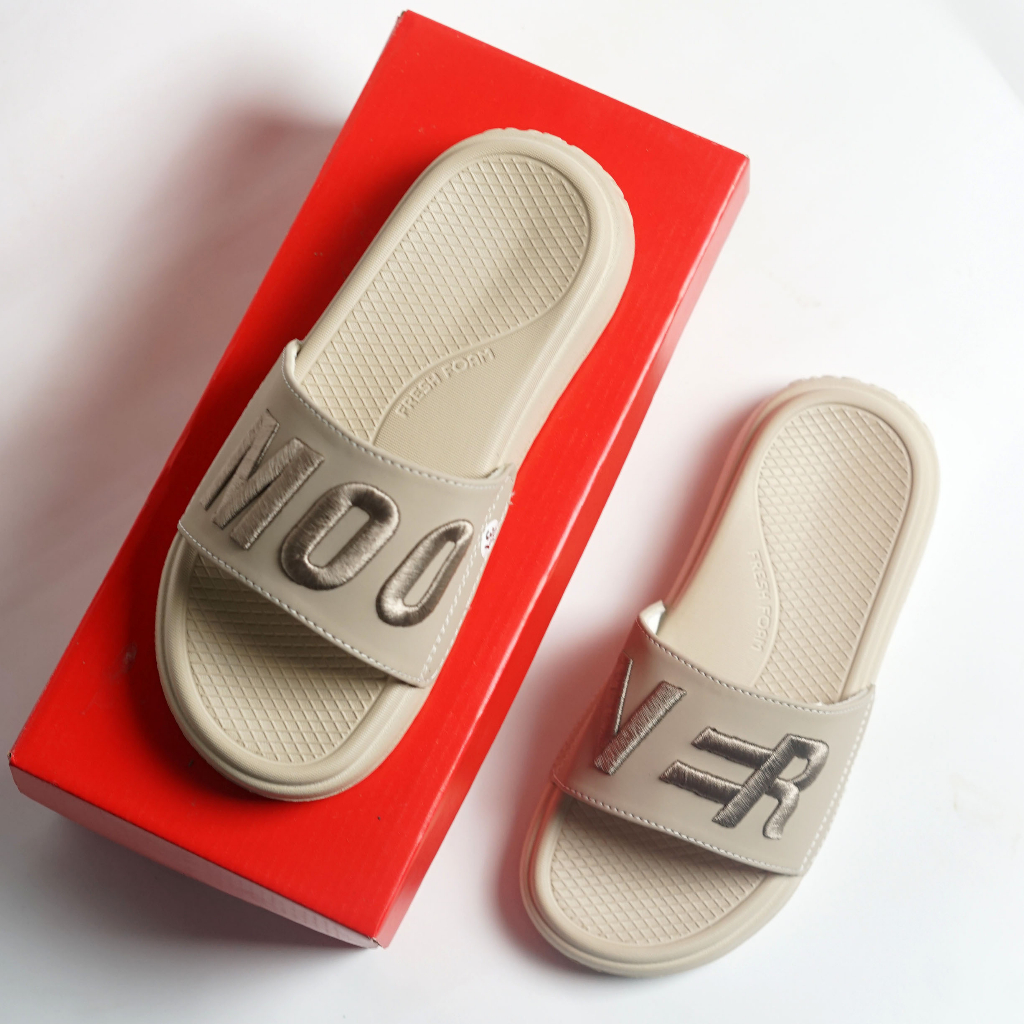 Dép quai ngang logo thêu 3d MOOVER dép unisex slipper cá tính đế cao 4cm êm chân chống thấm nước