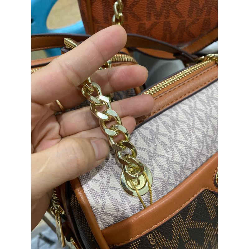 Túi Trống m.k đeo chéo và cầm tay dành cho nữ hàng đẹp