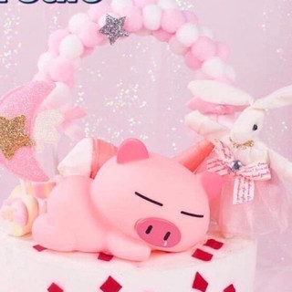 Heo hồng ngủ trang trí bánh kem