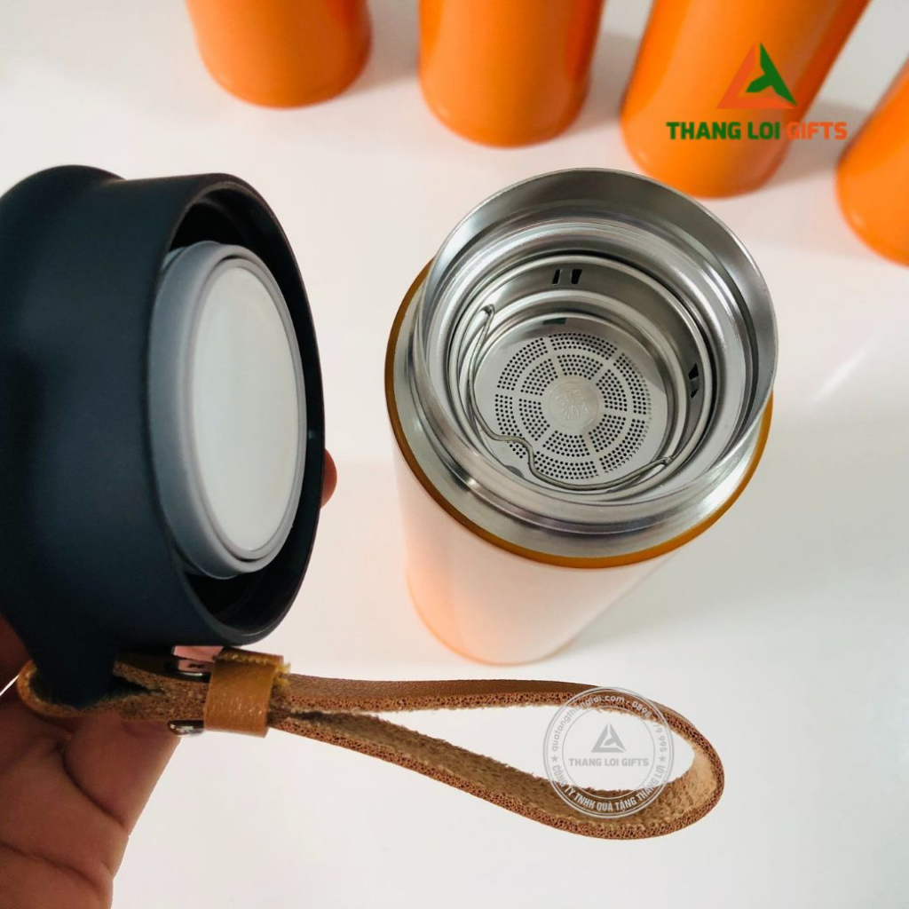 Bình Giữ Nhiệt Cao Cấp 500ml Quai cài Da Hiện Đại Khắc Tên, Logo, Hình Ảnh Theo Yêu Cầu