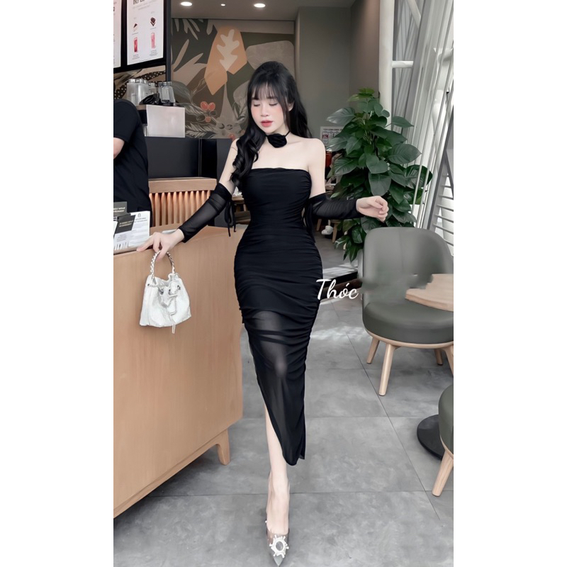 Đầm body lưới kèm hoa cổ dạo phố siêu hách dáng