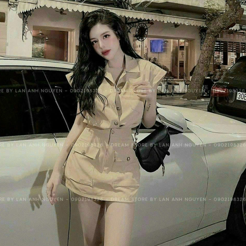 Set bộ thời trang nữ sang chảnh chất liệu siu cổ sơ mi tay ngắn đính nút váy lưng thun đính nút túi trước ôm mini