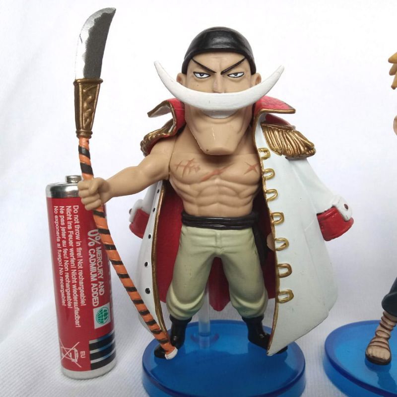 Mô hình One Piece - Bố già Râu Trắng WCF chính hãng