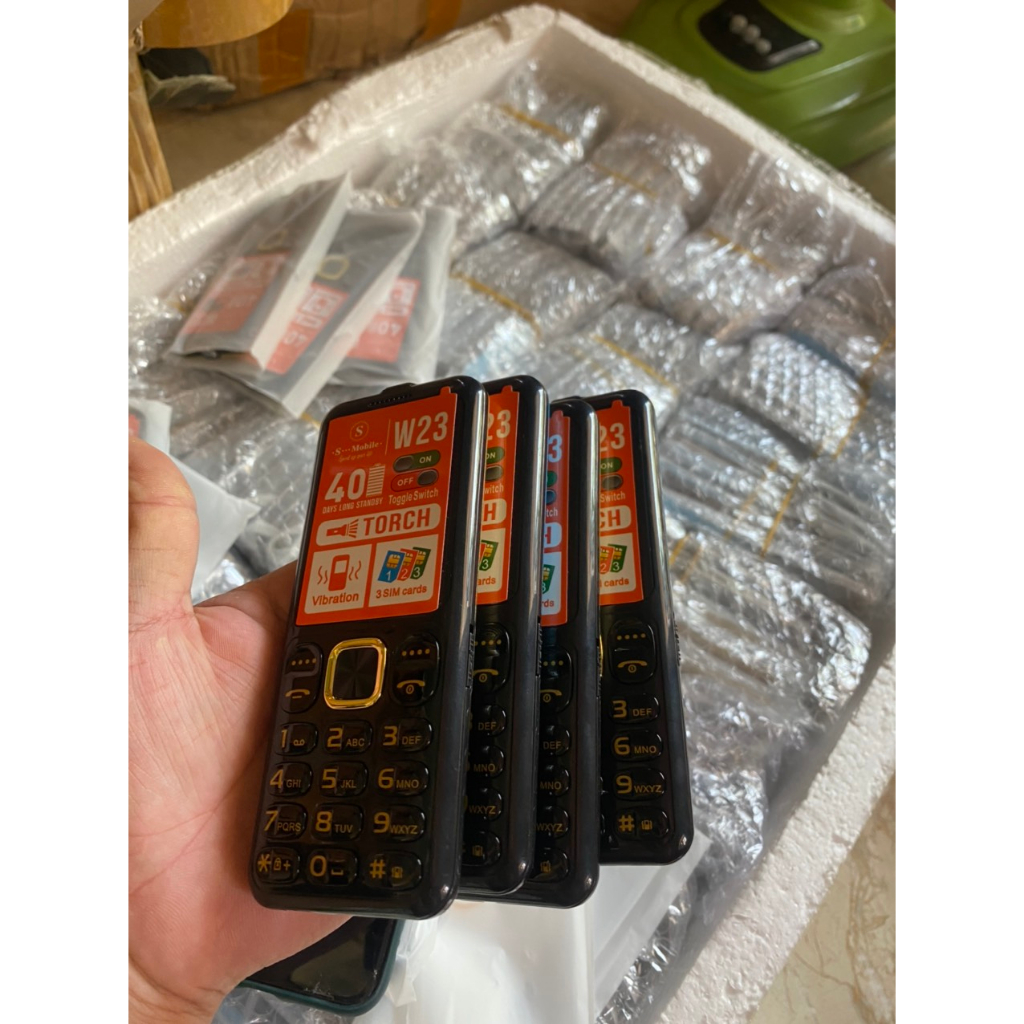 Điện thoại s-mobile W23 loa to sóng khỏe pin cực trâu 3 sim Full Box mới
