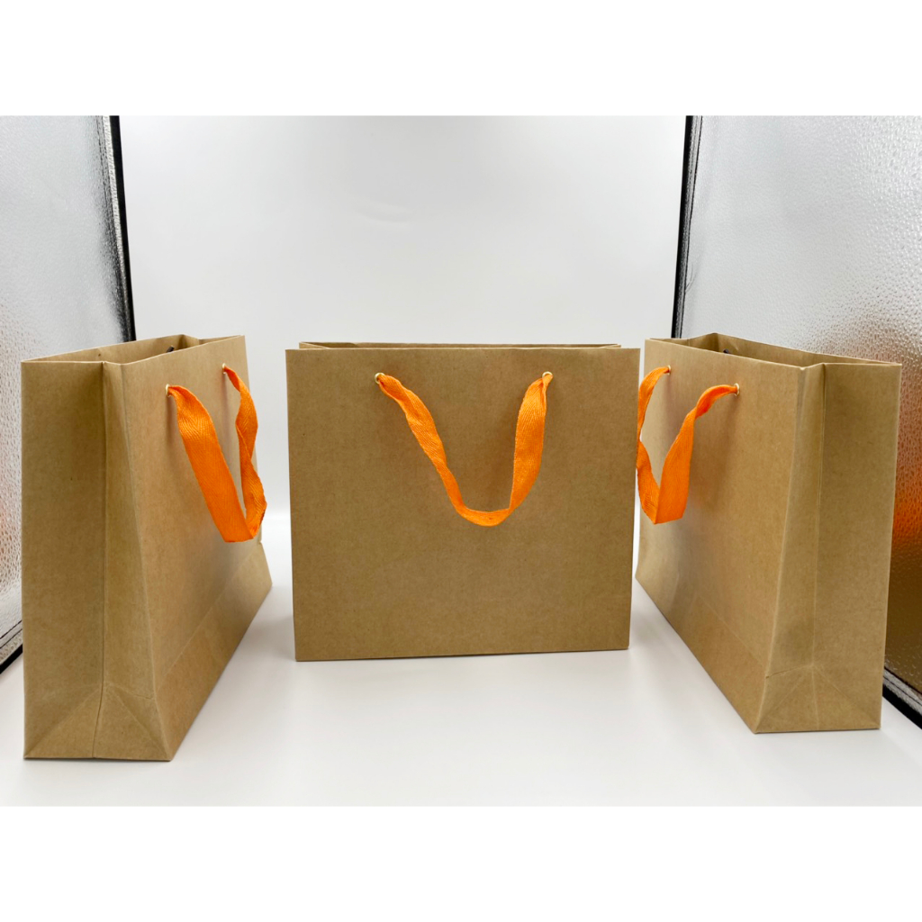 Túi giấy kraft nâu có quai, giấy dày, cứng cáp, sang trọng siêu rẻ siêu bền - Size 24x8x22cm