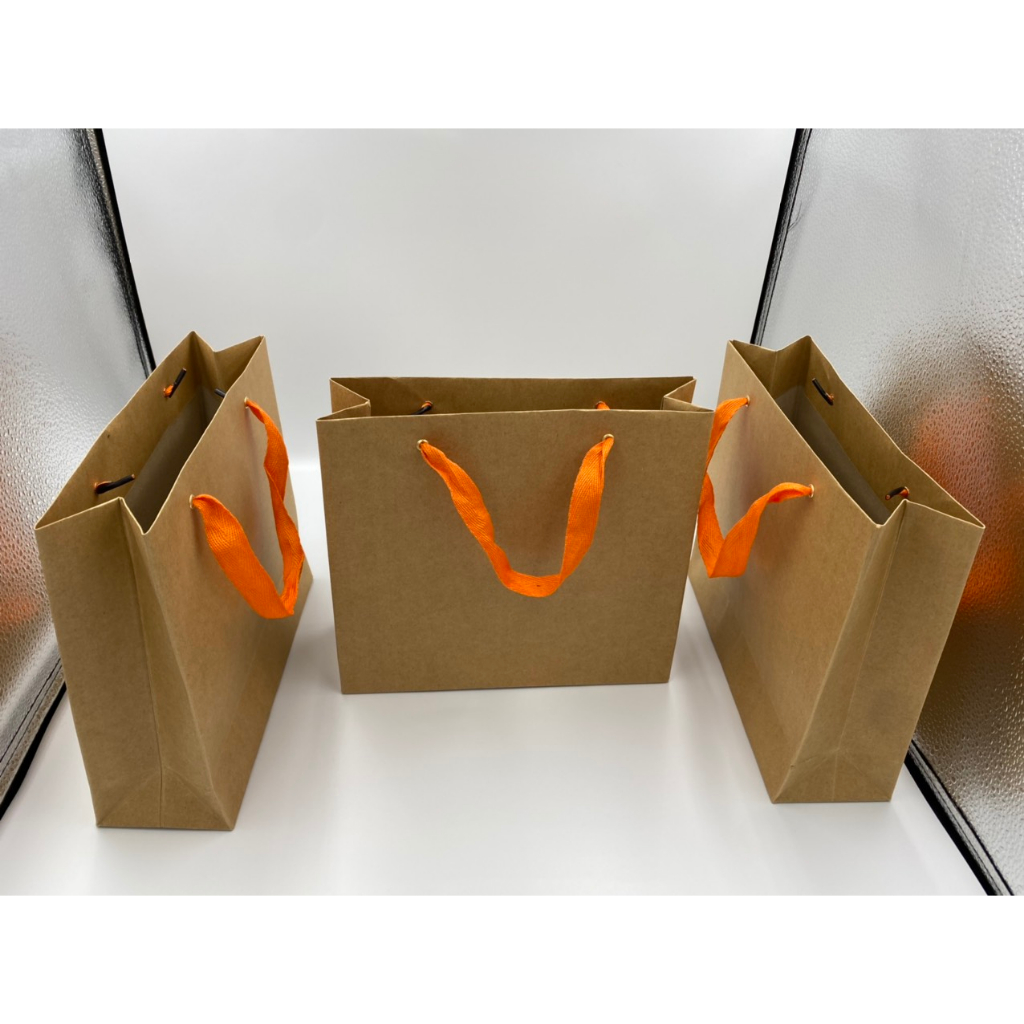 Túi giấy kraft nâu có quai, giấy dày, cứng cáp, sang trọng siêu rẻ siêu bền - Size 24x8x22cm