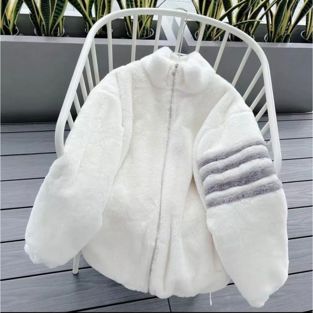 Áo Khoác Thome , Áo Khoác Lông Cừu 4 Sọc Họa Tiết Dây Kéo Khóa Mượt Mà