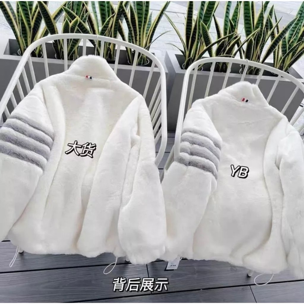 Áo Khoác Thome , Áo Khoác Lông Cừu 4 Sọc Họa Tiết Dây Kéo Khóa Mượt Mà