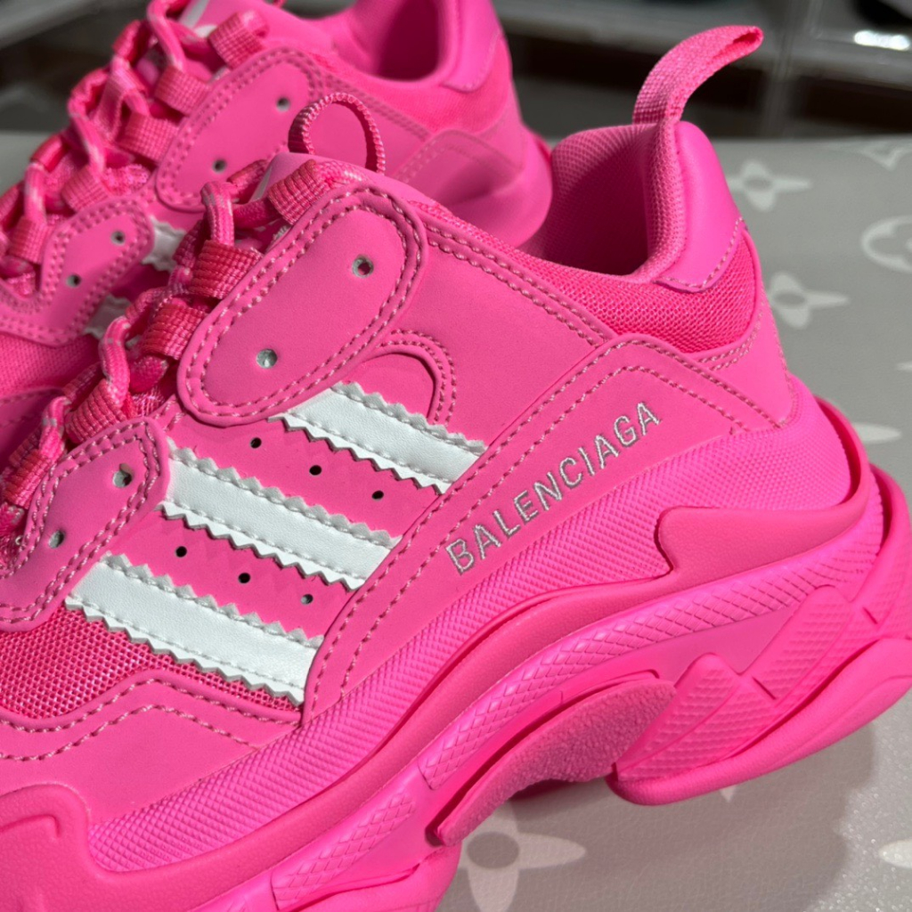 Giày thể thao Adidas x Balenciaga Triple S " Pink " cho nữ