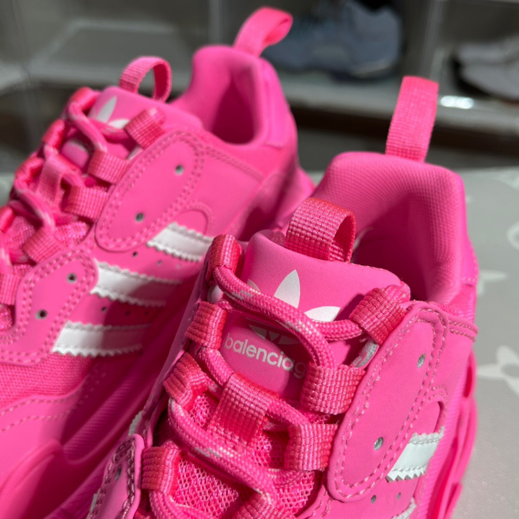 Giày thể thao Adidas x Balenciaga Triple S " Pink " cho nữ