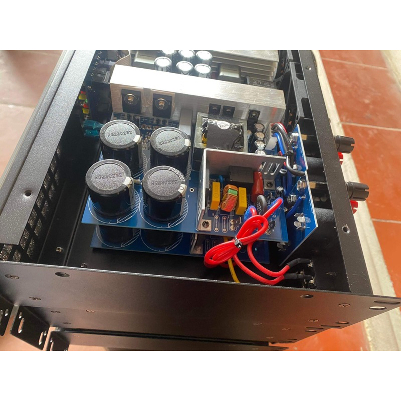 Đẩy 4 kênh LS D4.1000 tháo phòng hát cao cấp 1000w/ kênh chơi 4 full 40 dư sức chống đau lưng