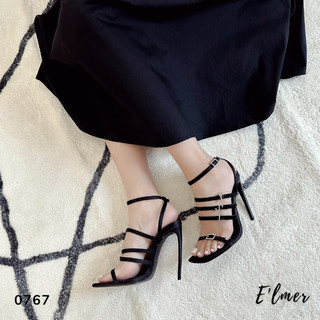 Giày Sandal Gót Thanh Đính Charm Mũi Vuông Màu Đen
