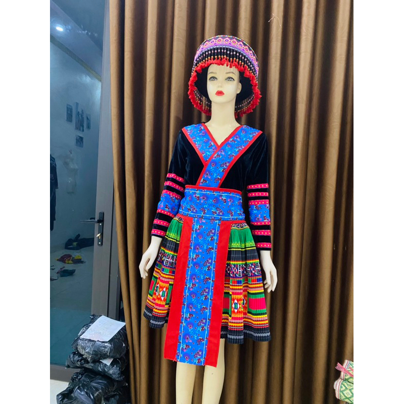 Trang phục dân tộc nữ