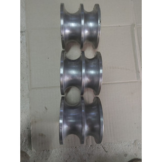 Máy uốn ống . Khuôn uốn ống 34 và 42 cho máy uốn ống ba trục. Puly thép uốn ống cho máy uốn ba trục.