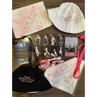 Set benefit VIP concert Blackpink in Hà Nội + gift shop