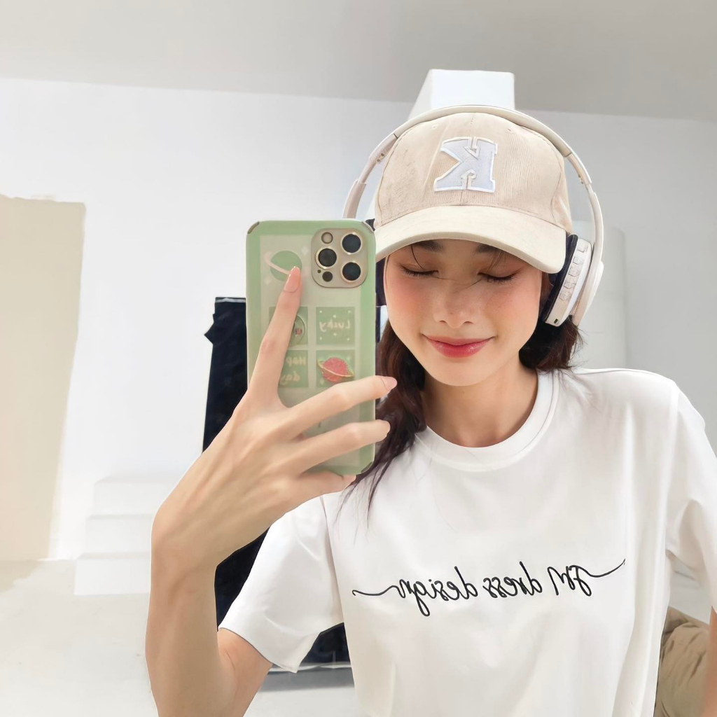 Áo phông nữ from rộng JM Dress Design  thêu phom vai vừa 2T41.2208CT