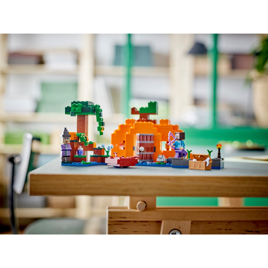 21248 Lego Minecraft The Pumpkin Farm - Mô hình Đồ chơi lắp ráp: Nông trại bí đỏ/ bí ngô