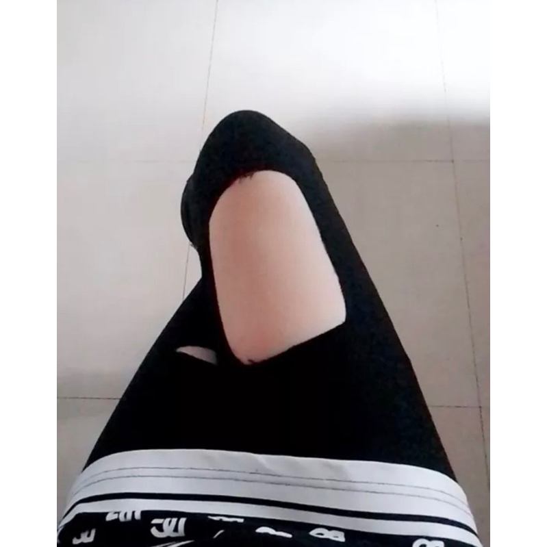 Quần ôm rách gối hot 2023. xem ảnh thật video giúp shop  hàng sẵn