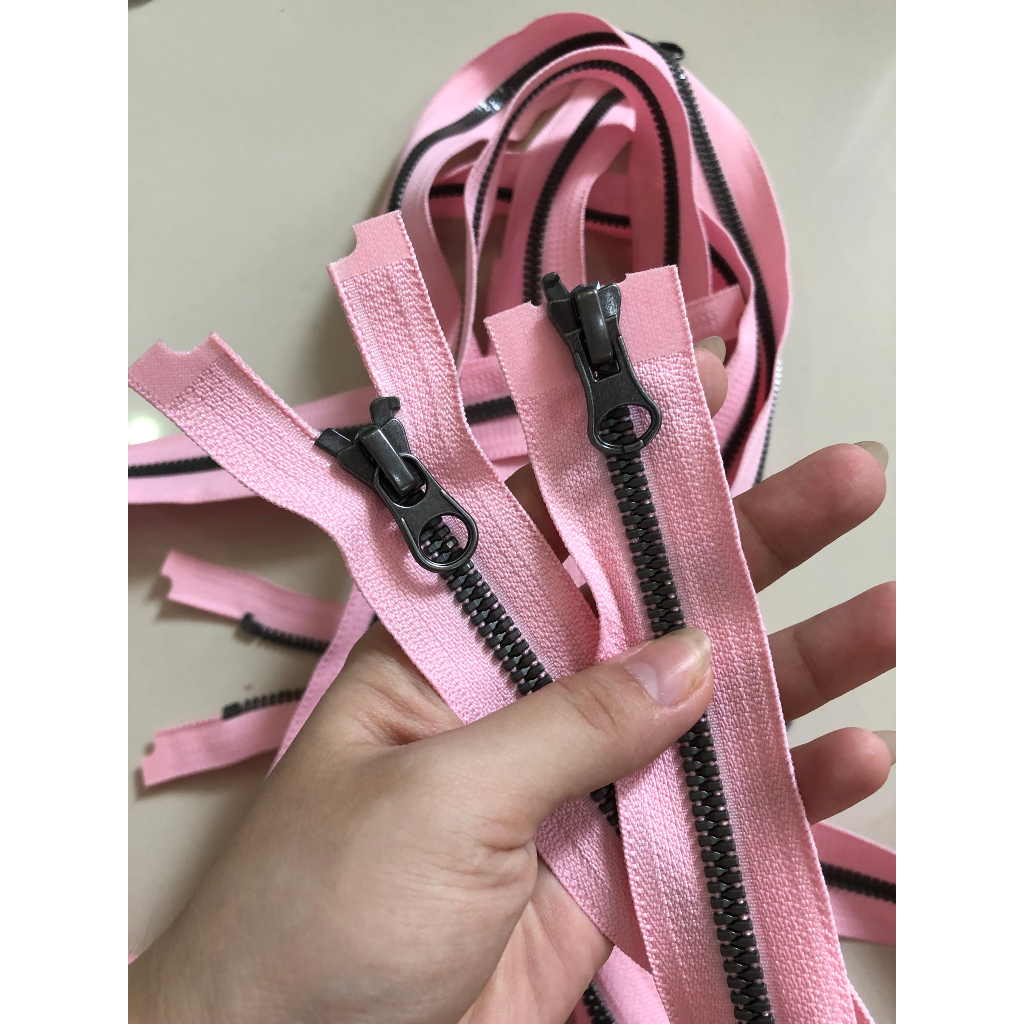 Dây kéo 2 đầu răng 5 Y.KK hàng xuấ.t dư dài 80 và 90cm màu hồng cực ngọt