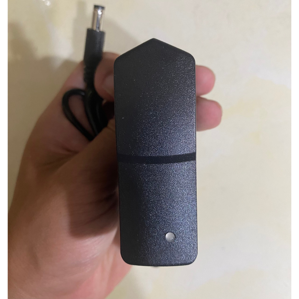 Sạc pin 1s sạc 4.2v 1A 2A tự ngắt khi đầy có đèn báo dùng cho pin lithium lipo 18650