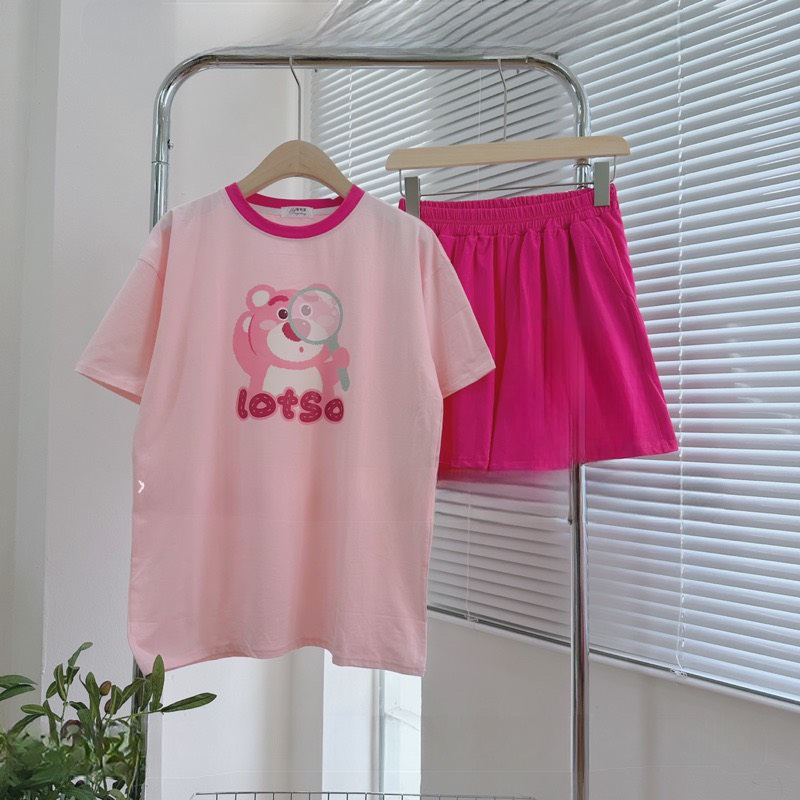 Đồ bé gái, set bộ cộc tay bé gái GẤU DÂU cầm KÍNH LÚP chất cotton mịn mát, bộ quần áo bé gái mùa hè