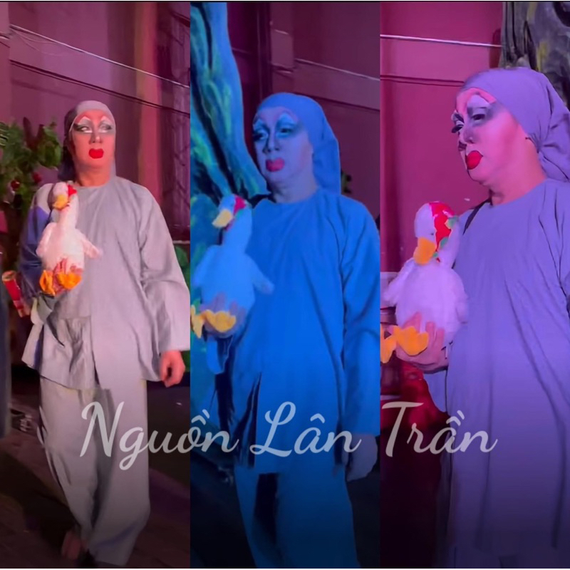 Linh vật Nxnx34 vịt bông đội khăn đỏ size 35cm HÀNG CÓ SẴN