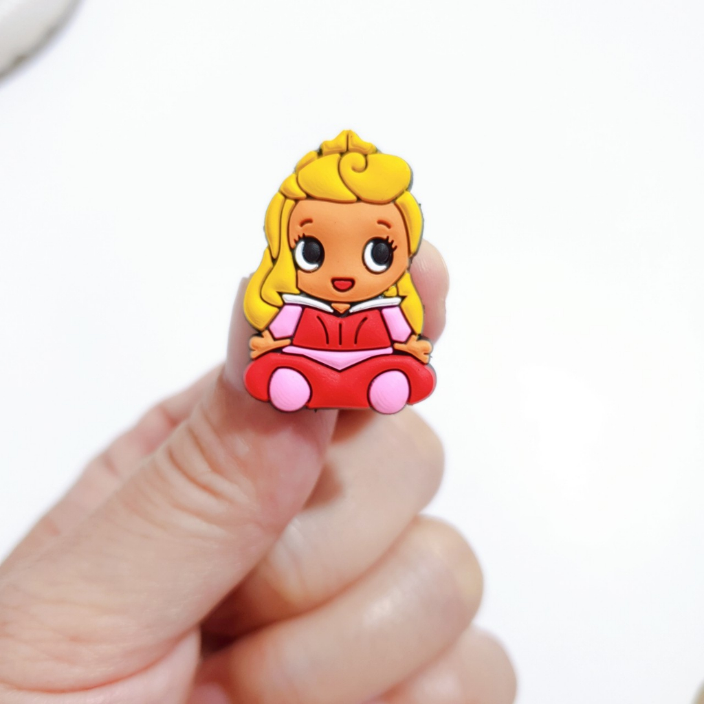 Phụ kiện hkdesign/ nút gắn dép 2D nhựa hoạt hình nhiều mẫu dễ thương