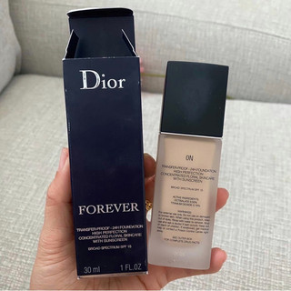 Kem nền dior forever foundation matte